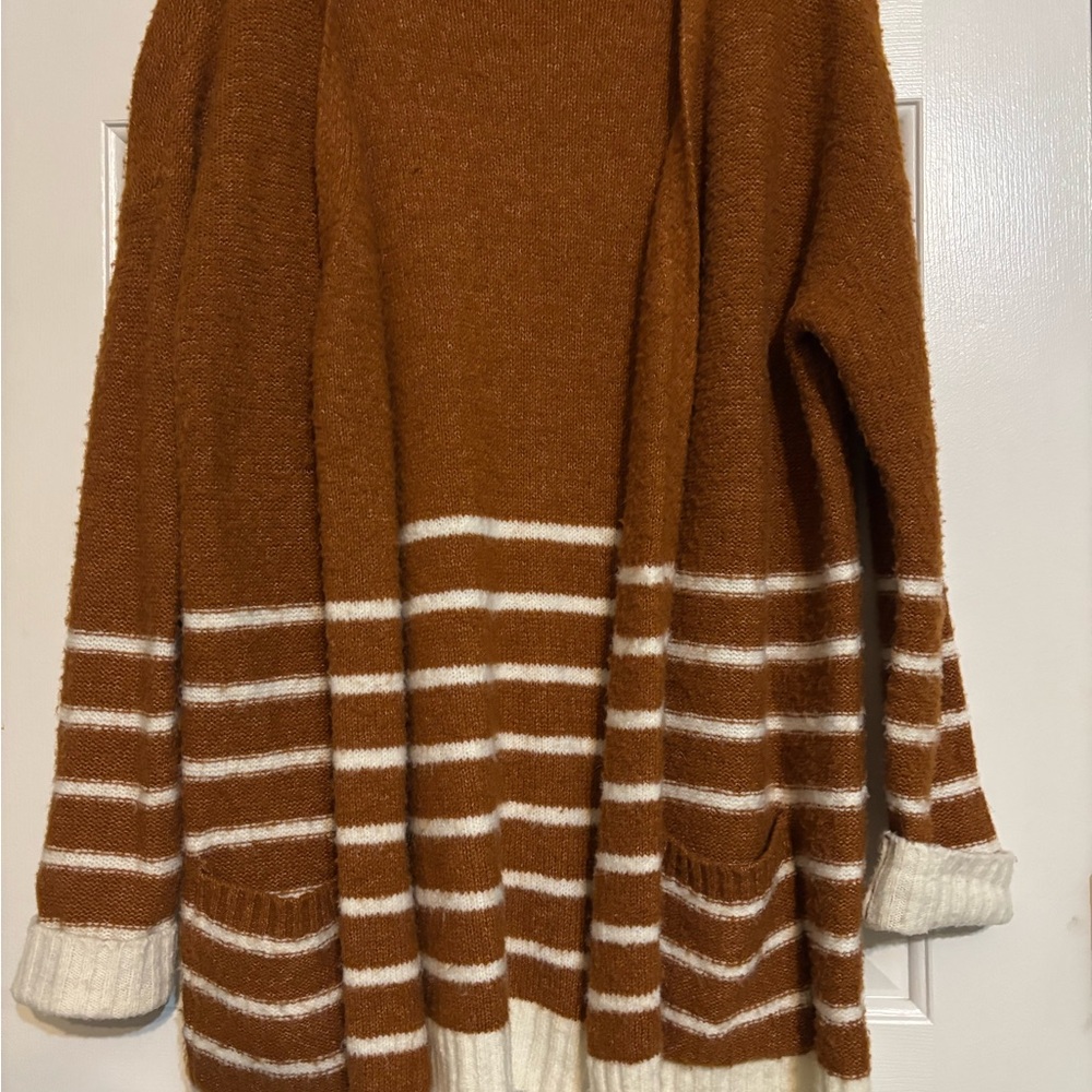 Signature Studio Large Brown and Cream Striped Cardigan great Fall Western Color